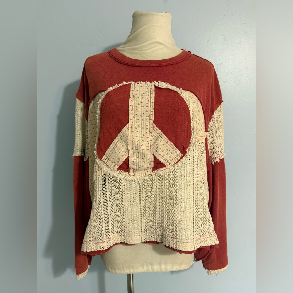 POL Peace Sign Crochet Knit Top - Picture 2 of 6